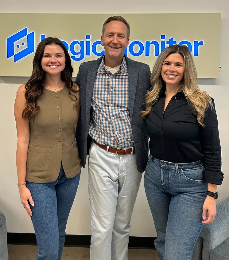 Lauren and Natalie at LogicMonitor
